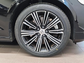 Vehicle image VOLVO V60 2.0 T6 TE Inscription eAWD - Gancio traino elettrico incluso