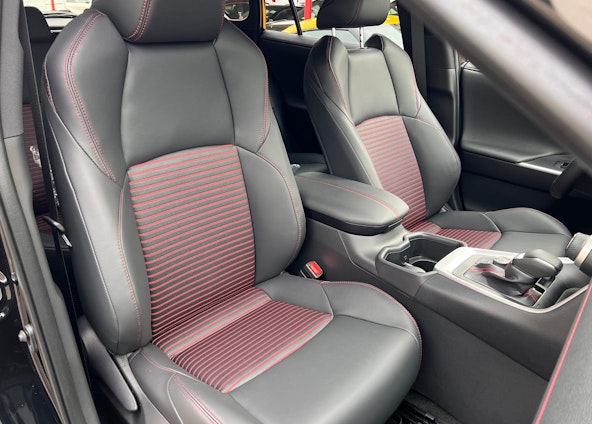 Vehicle image 14 Vehicle image 14