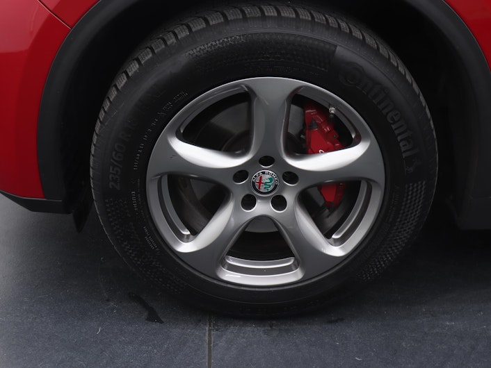 Vehicle image ALFA ROMEO STELVIO