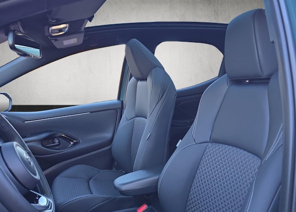 Vehicle image 9 Vehicle image 9