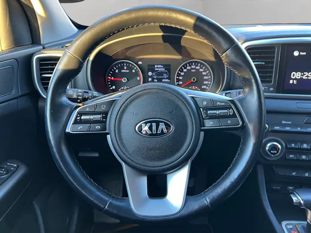 Kia Sportage 1.6 CRDi MHEV Black Edition 4x4 Automat / inkl. Winterräder & frisch ab MFK / Herstellergarantie