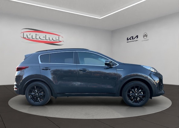 Vehicle image 6 Vehicle image 6