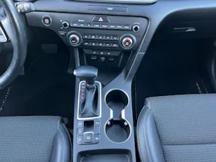 Kia Sportage 1.6 CRDi MHEV Black Edition 4x4 Automat / inkl. Winterräder & frisch ab MFK / Herstellergarantie