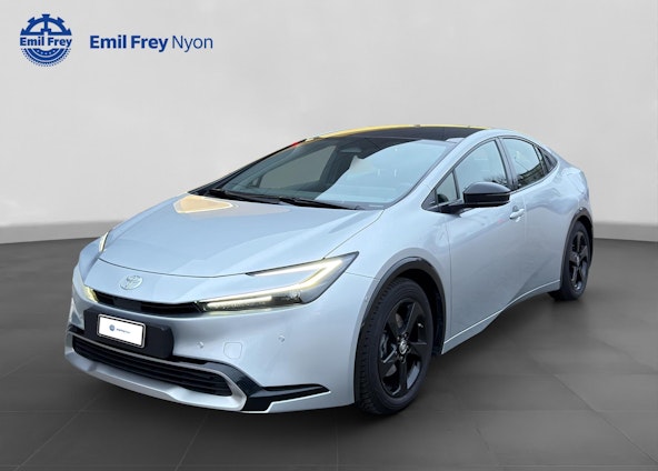 First vehicle image First vehicle image