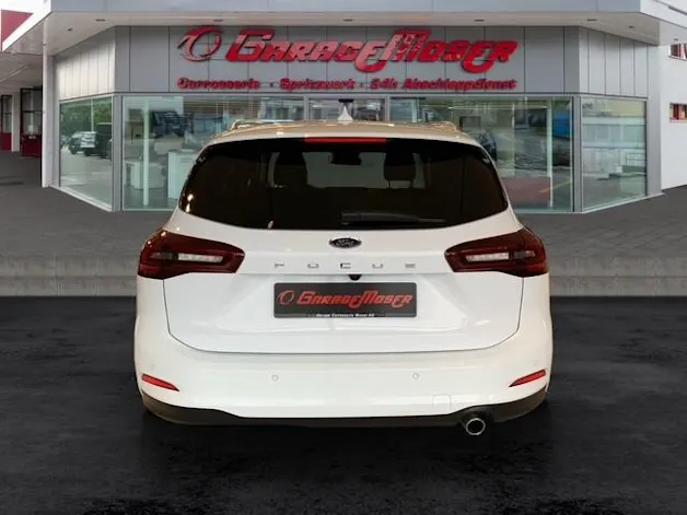 Ford Focus Station Wagon 1.5 EcoBlue 120 Titanium