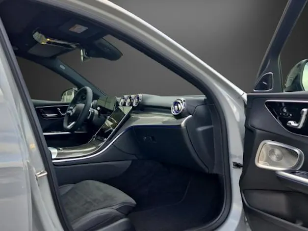 Mercedes-Benz C 300 T 4 Matic