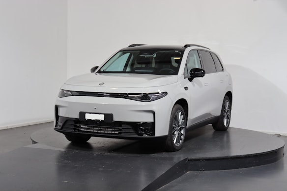 LEAPMOTOR C10 1.5 REEV Design 0