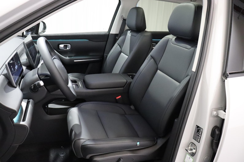 Vehicle image LEAPMOTOR C10