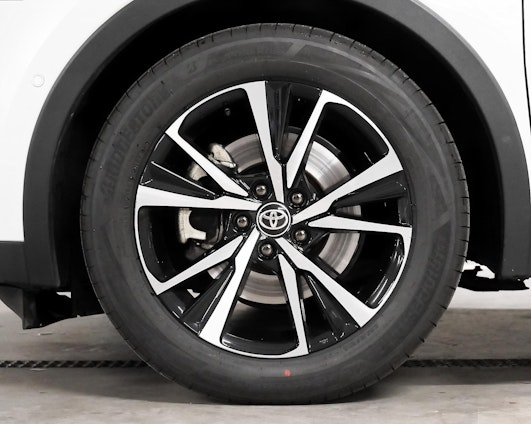 Vehicle image 13 Vehicle image 13