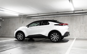 Vehicle image TOYOTA C-HR 2.0 HEV Trend 4x4