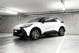 Toyota C-HR 2.0 HEV Trend 4x4