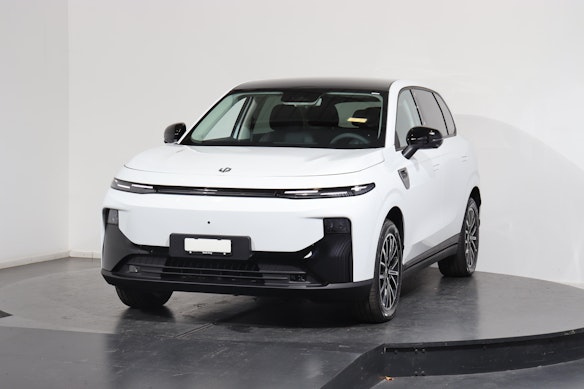 LEAPMOTOR B10 Design 0