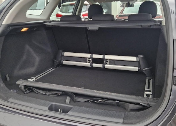 Vehicle image 12 Vehicle image 12