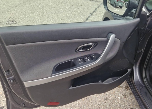 Vehicle image 2 Vehicle image 2