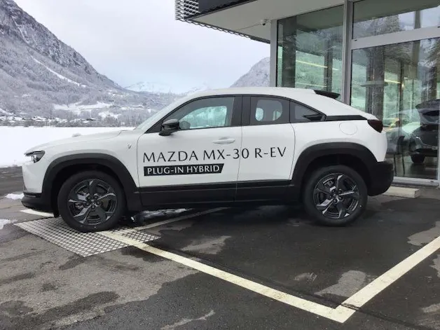 Mazda MX-30 e-Skyactiv R-EV Exclusive-Line
