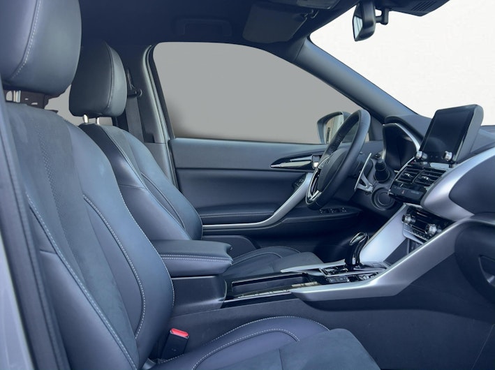 Vehicle image MITSUBISHI ECLIPSE CROSS