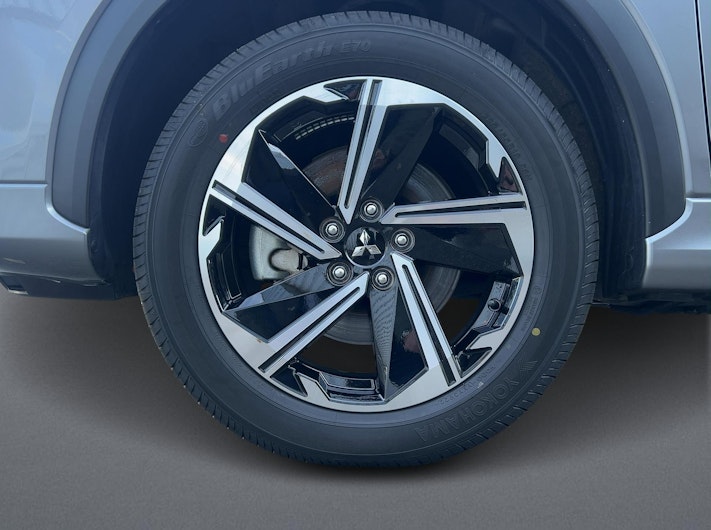 Vehicle image MITSUBISHI ECLIPSE CROSS