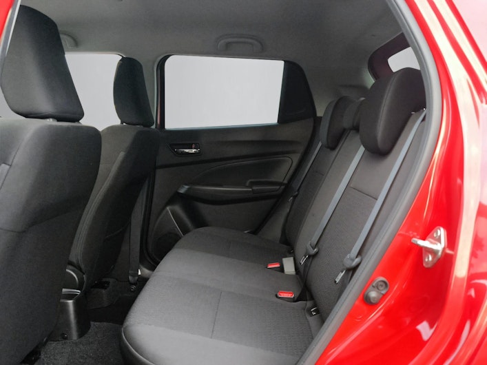 Vehicle image SUZUKI SWIFT