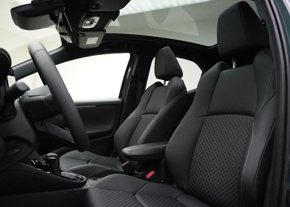 Vehicle image 7 Vehicle image 7