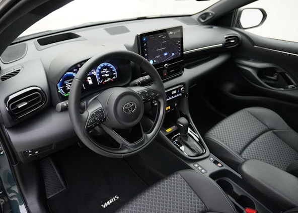 Vehicle image 6 Vehicle image 6