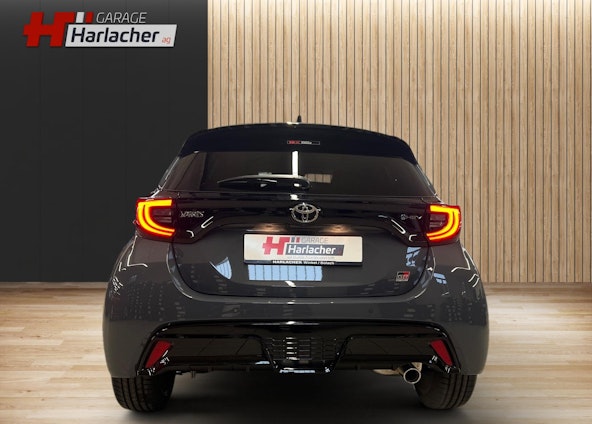 Vehicle image 5 Vehicle image 5