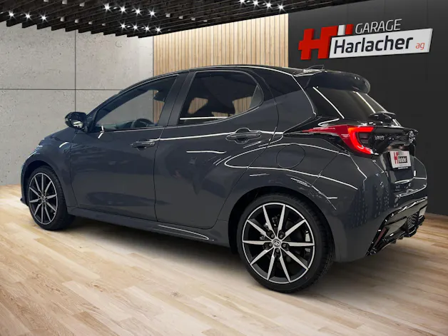 Toyota Yaris 1.5 VVT-i HSD GR Sport