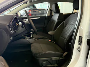 Ford Focus Station Wagon 1.0i EcoB Hybrid 125 Titanium
