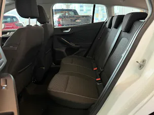 Ford Focus Station Wagon 1.0i EcoB Hybrid 125 Titanium