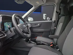 FORD Transit Courier Van 1.0i EcoBoost 125 PS Trend  AUTOMAT
