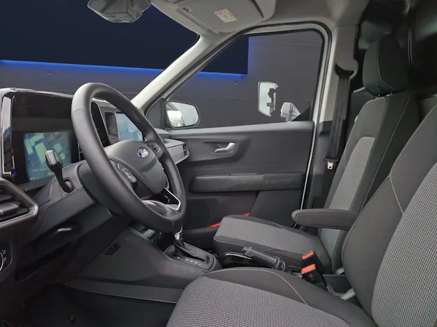 FORD Transit Courier Van 1.0i EcoBoost 125 PS Trend AUTOMAT