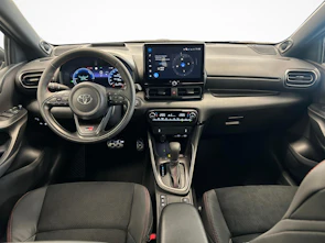 Fahrzeugbild TOYOTA Yaris 1.5 VVT-i HSD GR Sport