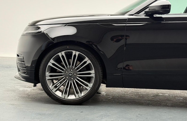 Vehicle image LAND ROVER RANGE ROVER VELAR