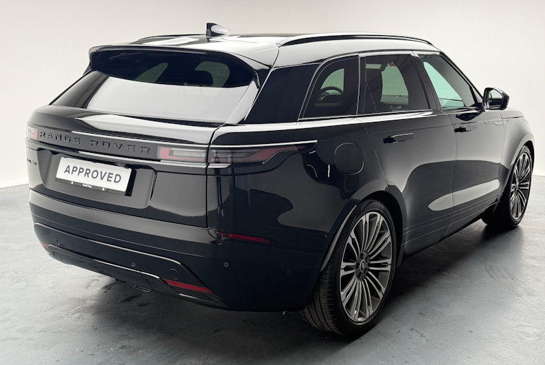 Vehicle image LAND ROVER RANGE ROVER VELAR