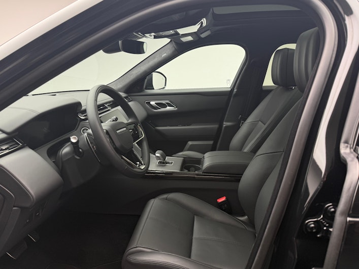 Vehicle image LAND ROVER RANGE ROVER VELAR