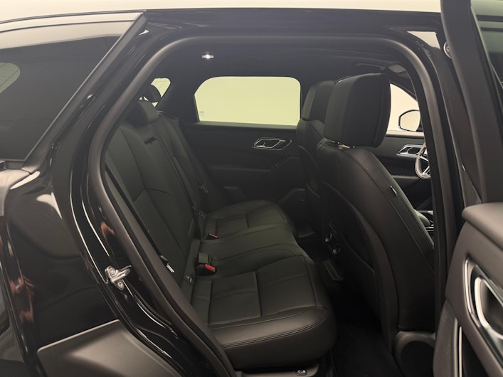 Vehicle image LAND ROVER RANGE ROVER VELAR