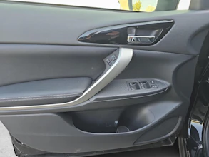 https://vehicle.imgix.net/4059971/1e65da24-1a74-47cc-b405-d085ea64c3d8.jpg