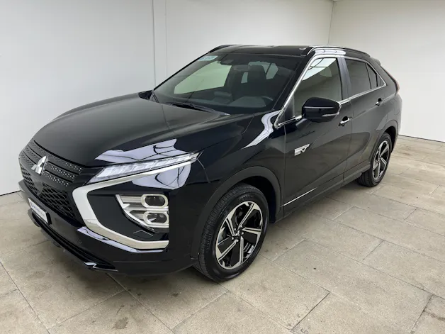 Mitsubishi Eclipse Cross 2.4 PHEV Intense 4x4 / ab 3,99% Leasing bei Abschluss einer Protect Autoversicherung