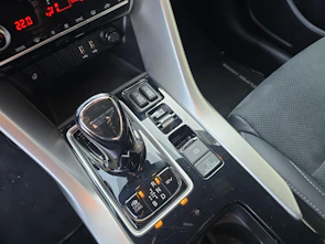 Fahrzeugbild MITSUBISHI Eclipse Cross 2.4 PHEV Intense 4x4