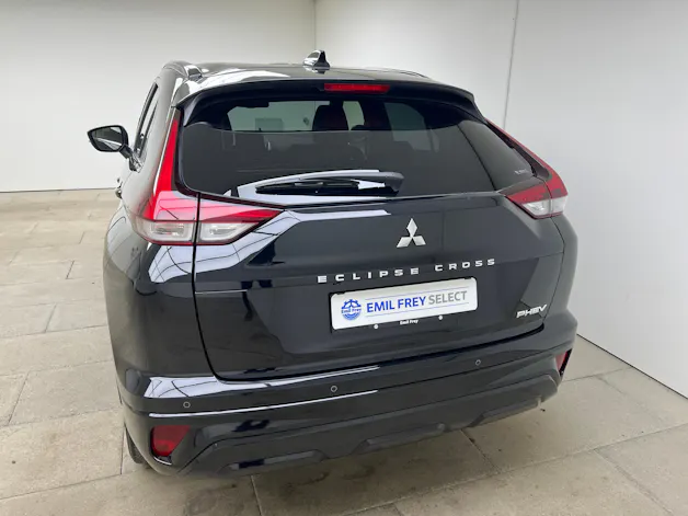 Mitsubishi Eclipse Cross 2.4 PHEV Intense 4x4 / ab 3,99% Leasing bei Abschluss einer Protect Autoversicherung