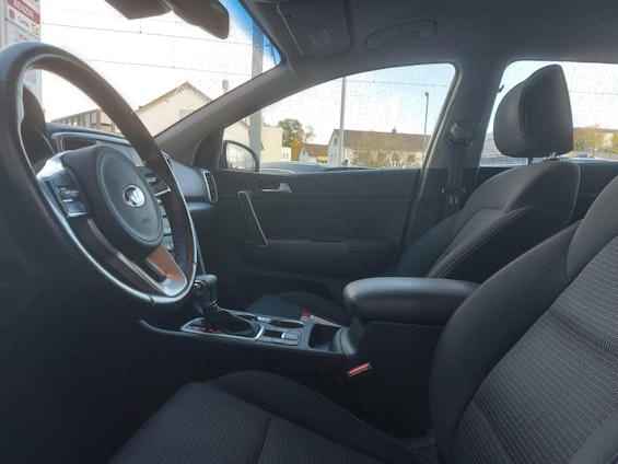 Vehicle image 14 Vehicle image 14