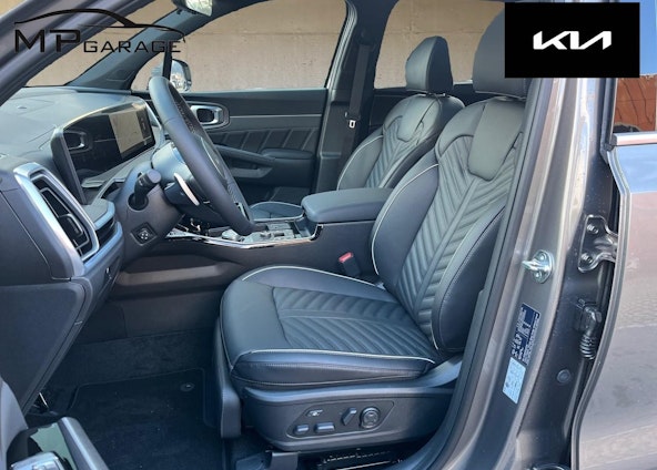 Vehicle image 11 Vehicle image 11