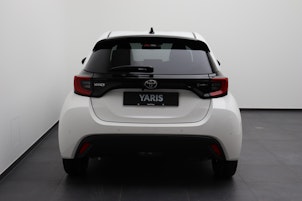 Vehicle image TOYOTA Yaris 1.5 VVT-i HSD Trend