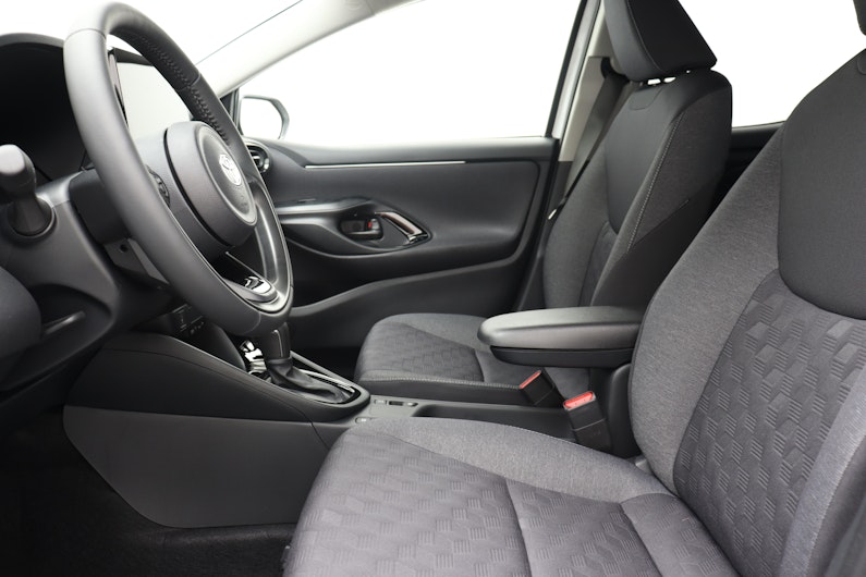 Vehicle image TOYOTA YARIS