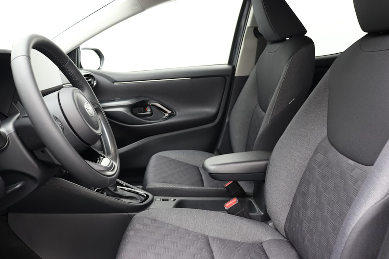 Vehicle image TOYOTA YARIS