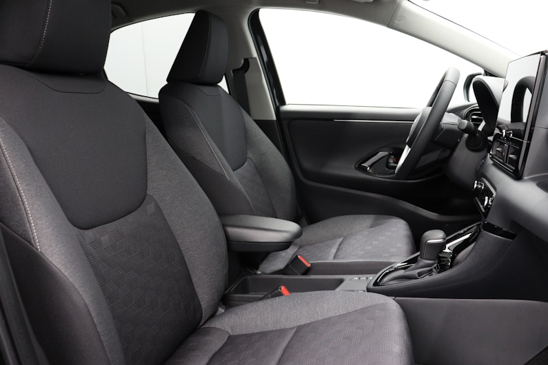 Vehicle image TOYOTA YARIS