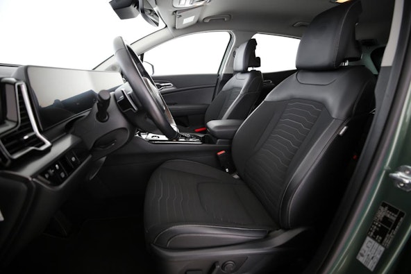 Vehicle image 3 Vehicle image 3