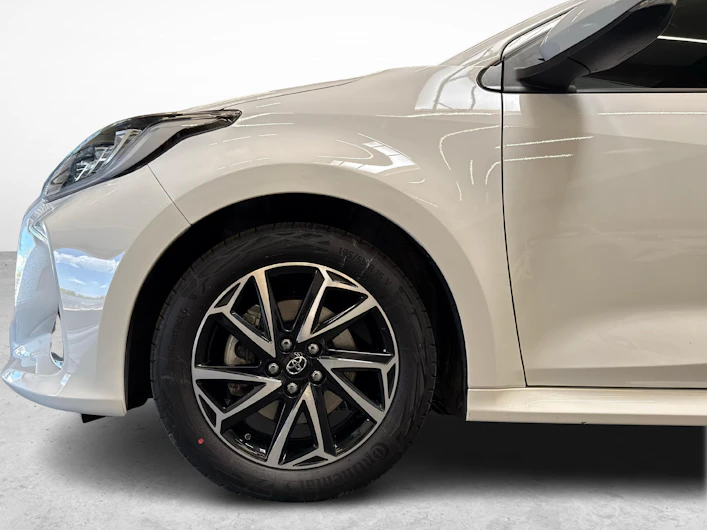 Fahrzeugbild TOYOTA YARIS