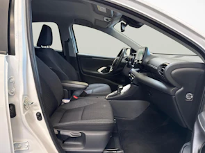 Fahrzeugbild TOYOTA Yaris 1.5 VVT-i HSD Trend