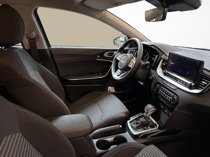 Vehicle image KIA CEED