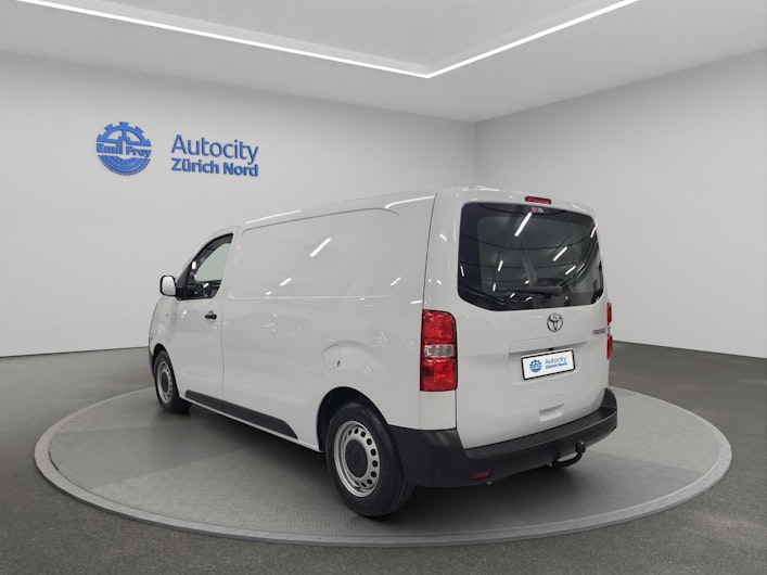 Vehicle image TOYOTA PROACE